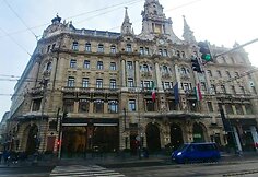 &bdquo;New York Cafe&ldquo; Budape&scaron;te