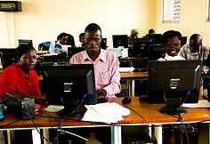 Verslo dizainas Afrikoje: studentų pastangos kuriant ilgalaikį verslą Kenijoje