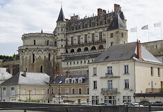 Amboise miestas, kuriame paskutinius savo metus leido Leonardas da Vinci. Prancūzija
