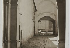 Antanas Vėčorek. Vilniaus bazilijonų vartai. 1938 m.