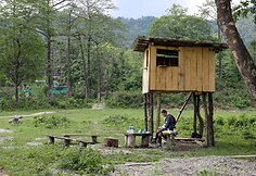 Butano karalius Jigme Khesaras Namgyelas Wangchuckas žygiuoja po &scaron;alį