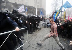 Riaušės Ukrainoje