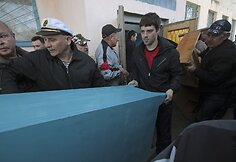 &Scaron;turmas Ukrainos karinėje bazėje Novofiodorivkoje 
