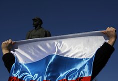 Donecke protestuotojai kvietė sugrįžti V.Janukovyčių