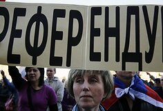 Donecke protestuotojai kvietė sugrįžti V.Janukovyčių