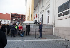 Vilniaus rotu&scaron;ės sienoje atidengta lenta, skirta &bdquo;Vilniui &ndash; Europos kultūros sostinei 2009&ldquo; atminti
