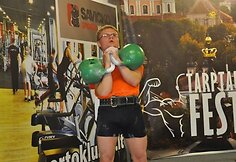 Tarptautinis sporto festivalis: svarsčių kilnojimo varžybos