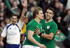 Andrew Trible'as ir Conoras Murray