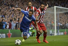 Arda Turanas pargriovė Edeną Hazardą