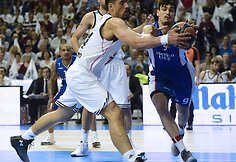 Gustavo Ayonas ir Dario Šaričius