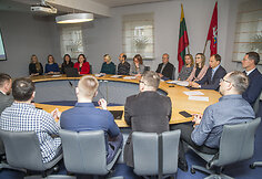 Teisingumo ministerijoje vyko pasitarimas-diskusija dėl galimos dvigubos kokybės prekių