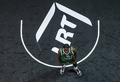 Nigel Hayes