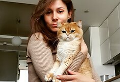 Aliona dirba gyvūnų aukle