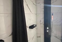 Vonios transformacija Alpių namelyje