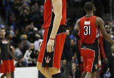 &bdquo;Toronto Raptors&ldquo; ir vėl patyrė pralaimėjimą &ndash; tai jau 14-oji klubo nesėkmė NBA čempionate