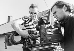 Filmo &bdquo;Koklektyviai sodai&ldquo; filmavimo akimirka