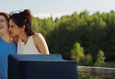 Kadras i&scaron; filmo &bdquo;Mama + mama&ldquo;