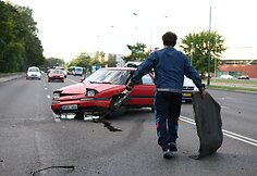 Girtas klaipėdietis automobiliu vartėsi uostamiesčio gatvėmis.