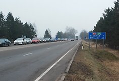 Automobilių spūstys prie Palangos