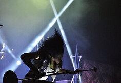 &bdquo;Arch Enemy&ldquo; pasirodymas / Sunkosios muzikos festivalis &bdquo;Velnio akmuo 2014&ldquo; / Pauliaus Krampo nuotr.