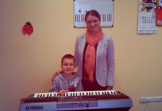 Yamaha muzikos mokyklos nuotrauka.
