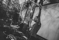 &bdquo;Revolution Festival&ldquo; akimirka