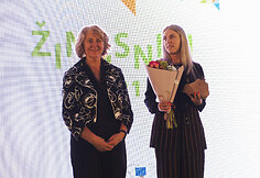 Daugiausia „15min“ skaitytojų simpatijų sulaukusios istorijos herojė Silvija (dešinėje)