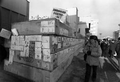 Barikados prie Auk&scaron;čiausiosios Tarybos 1991 m. sausį