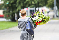 Gėlių pardavėjai džiaugiasi Rugsėjo 1-ąja