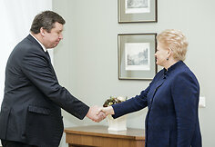Raimundas Karoblis, Dalia Grybauskaitė