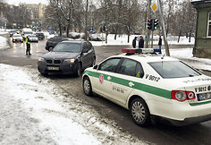 Vilniuje susidūrė „Honda“ ir BMW
