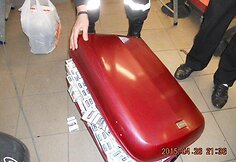 Balandžio 26 d. Medininkų kelio poste sulaikyta kontrabanda gabenta diplomatiniame automobilyje.