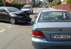 Antradienį apie vidurdienį Panerių ir Vytauto gatvių sankryžoje, Jonavoje, įvyko automobilių avarija.