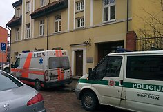 Tarnybos atvyko gelbėti degančio žmogaus