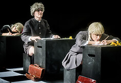 „keistuolių teatro“ premjera vaikams „Ilgoji pertrauka“ (rež. Olga Lapina)