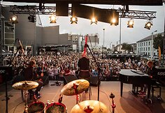 Keli&nbsp;tūkstančiai kauniečių vasarą palydėjo&nbsp;&bdquo;Volfas Engelman nealkoholinis City Fest&ldquo; koncerte