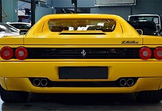 Parduodama „Ferrari Testarosa“