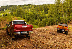 Pikapų testas – „Nissan Navara“ prieš „Toyota Hilux“