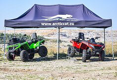 „Arctic cat“ keturračių bandymas