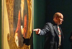 Kunigaik&scaron;tis M. Radvila pasakoja protėvių paveikslo istoriją