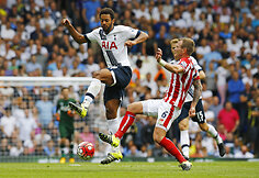 Mousa Dembele ir Glennas Whelanas