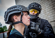 Policininkė Ina įveikia oro i&scaron;&scaron;ūkį