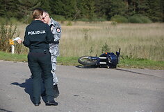 Minsko pl. avarijos metu žuvo motociklininkas