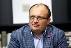 Vertėjas Nerijus &Scaron;epetys