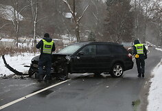 Trečiadienio vidurdienį Vilniuje, Verkių gatvėje, įvyko masinė avarija, kur sudaužyti 3 automobiliai