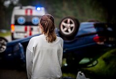 Kelyje Barčiai &ndash; Varėna nuo kelio nulėkė ir apvirto automobilis