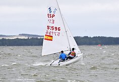 Nidoje prasidėjo Europos 420 ir 470 jachtų klasių jaunimo čempionatas