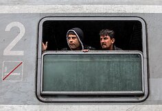 Migrantų portretai Tovarniko (Kroatija) geležinkelio stotyje