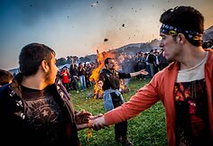 Idomeni pabėgėlių stovykloje &scaron;venčiamas Nauruzas - persų naujieji metai