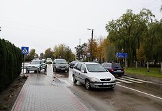 Automobilis „Opel“ partrenkė moterį